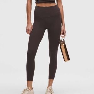NWT Lululemon Wunder Train High-Rise Tight 25"
Sequoia